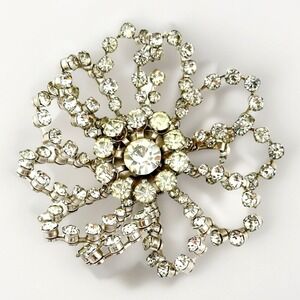 Sparkling Rhinestone Flower Brooch Pin Silver Tone Glamorous Statement Jewelry